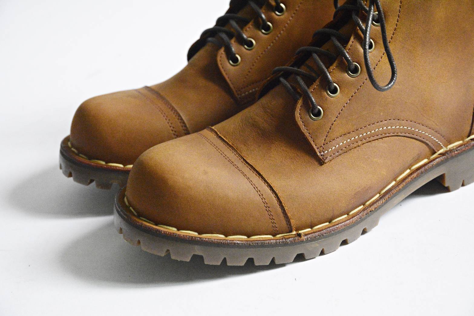 103 Nubuck Visky Boots