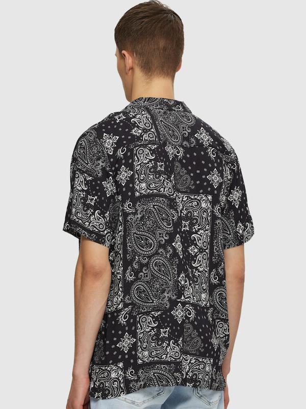 BEACH SHIRT BLACK PAISLEY