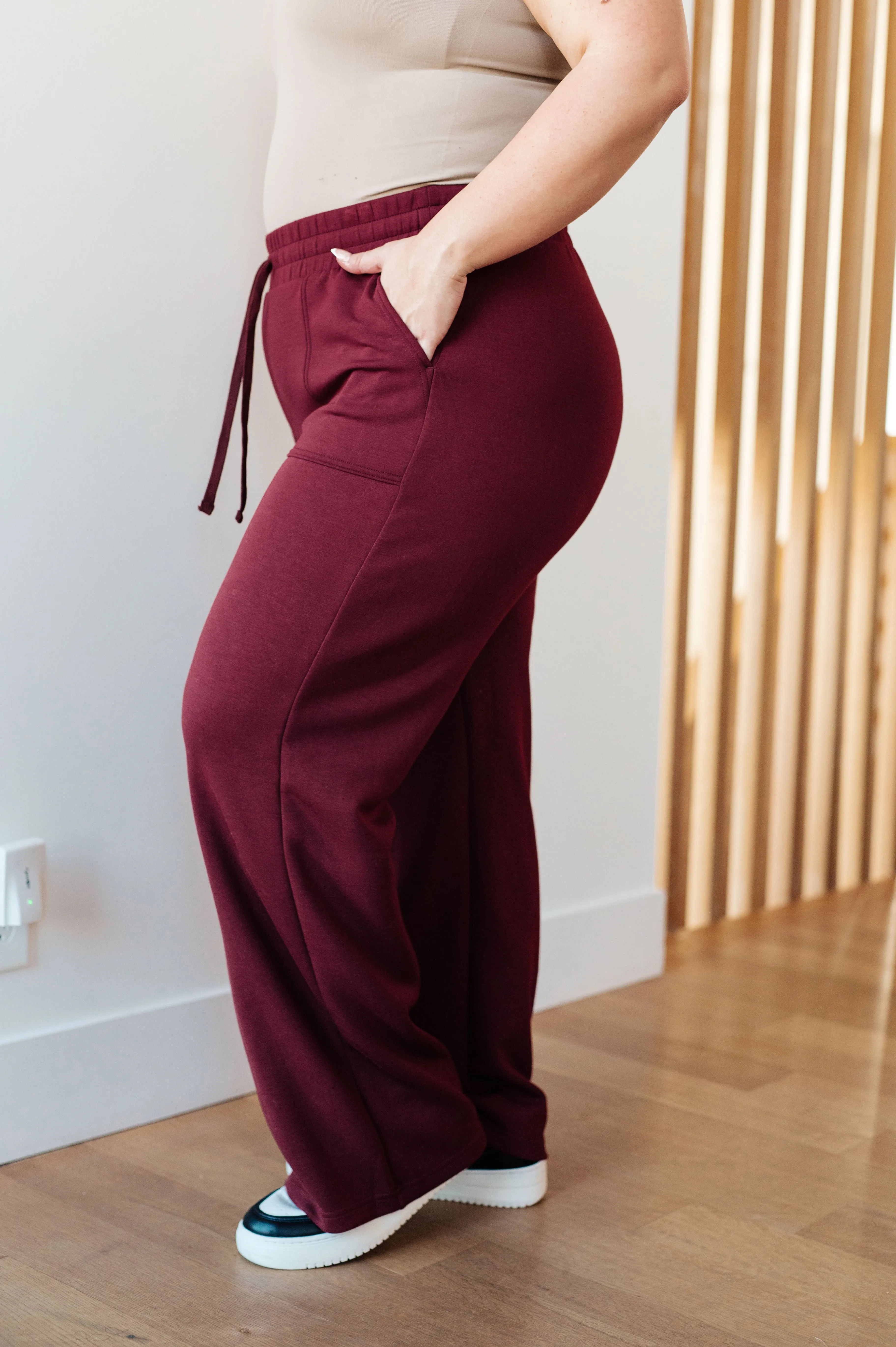 Ellie Straight Leg Pants in Wine