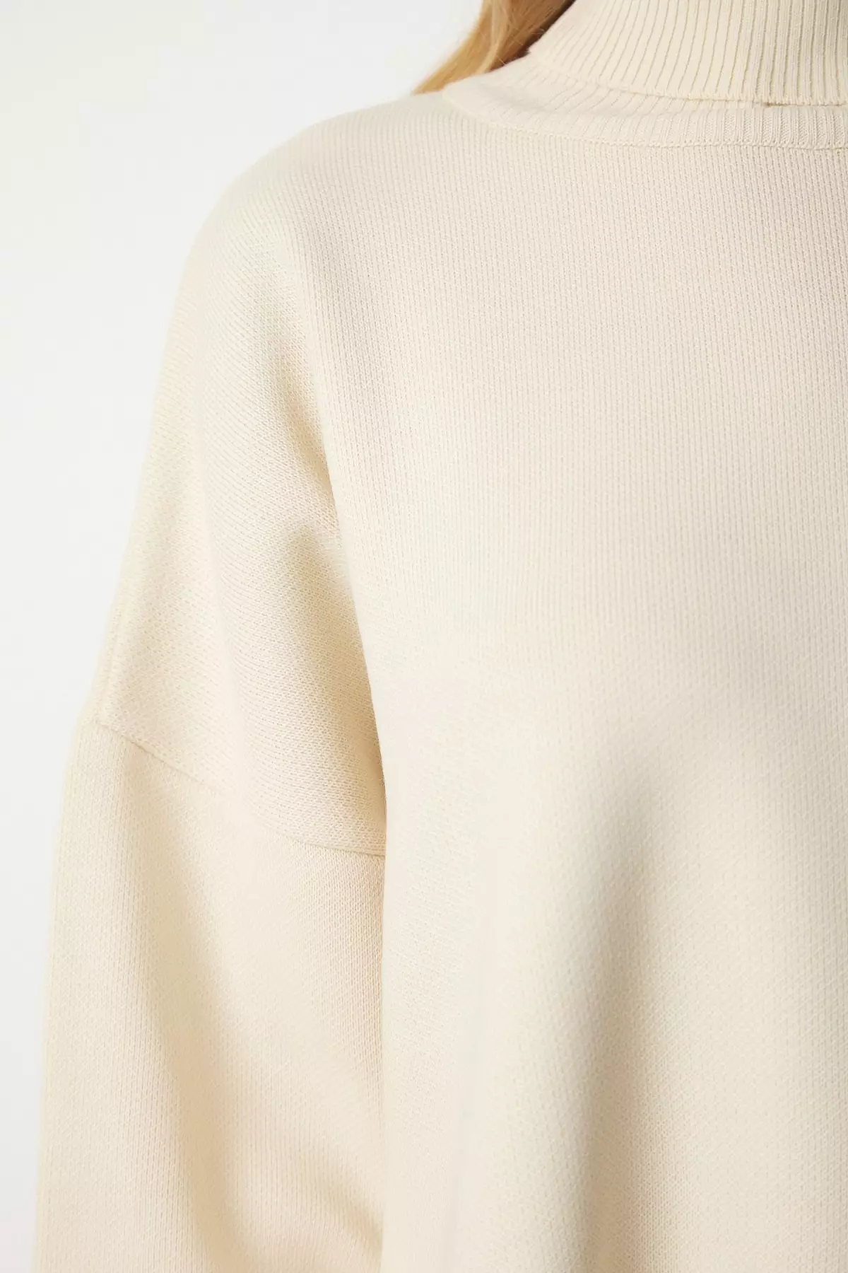 Happiness Istanbul Turtleneck Knit Sweater