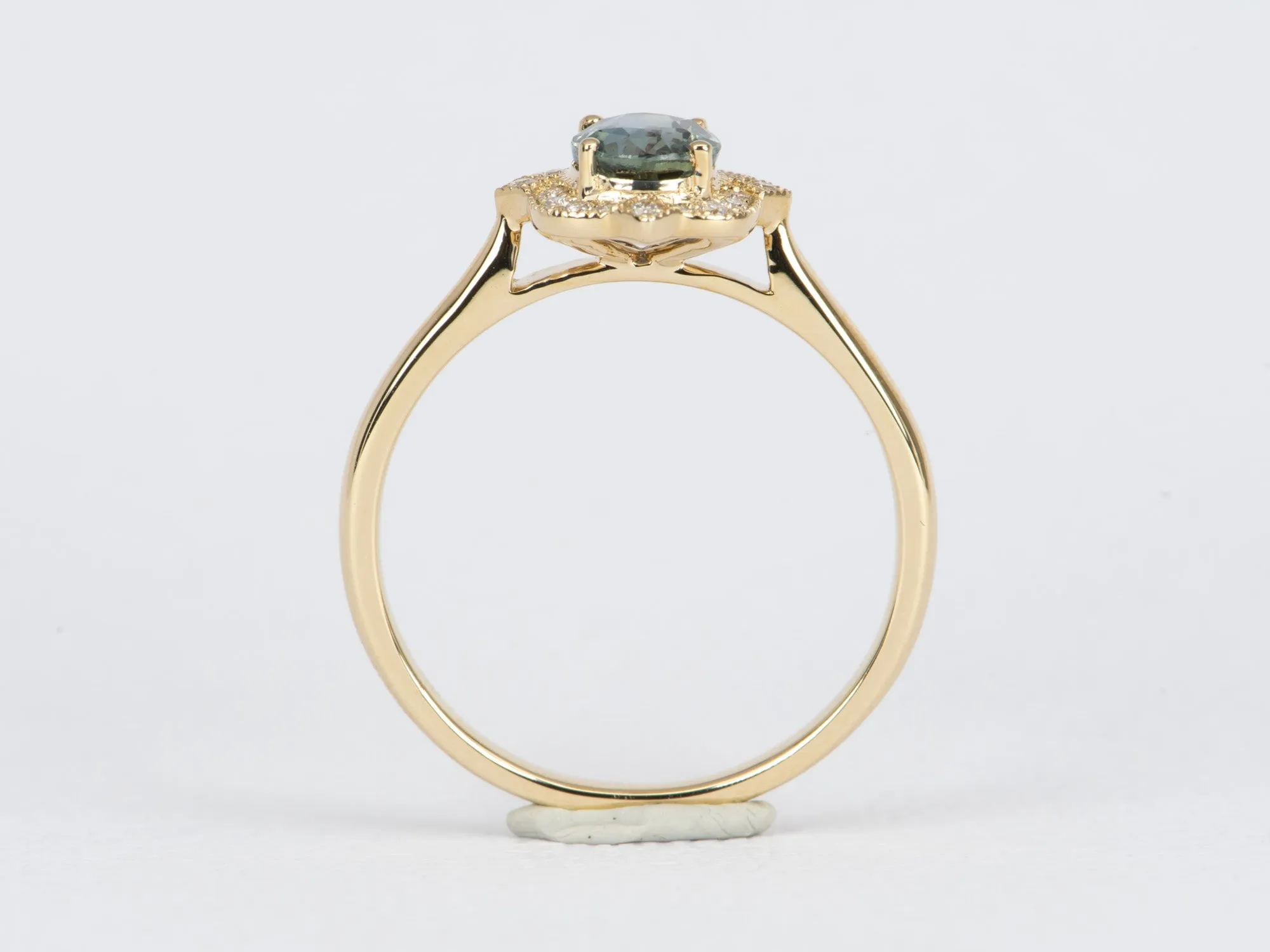 Oval Montana Sapphire with Vintage Inspired Diamond Halo 14K Gold Engagement Ring R6460