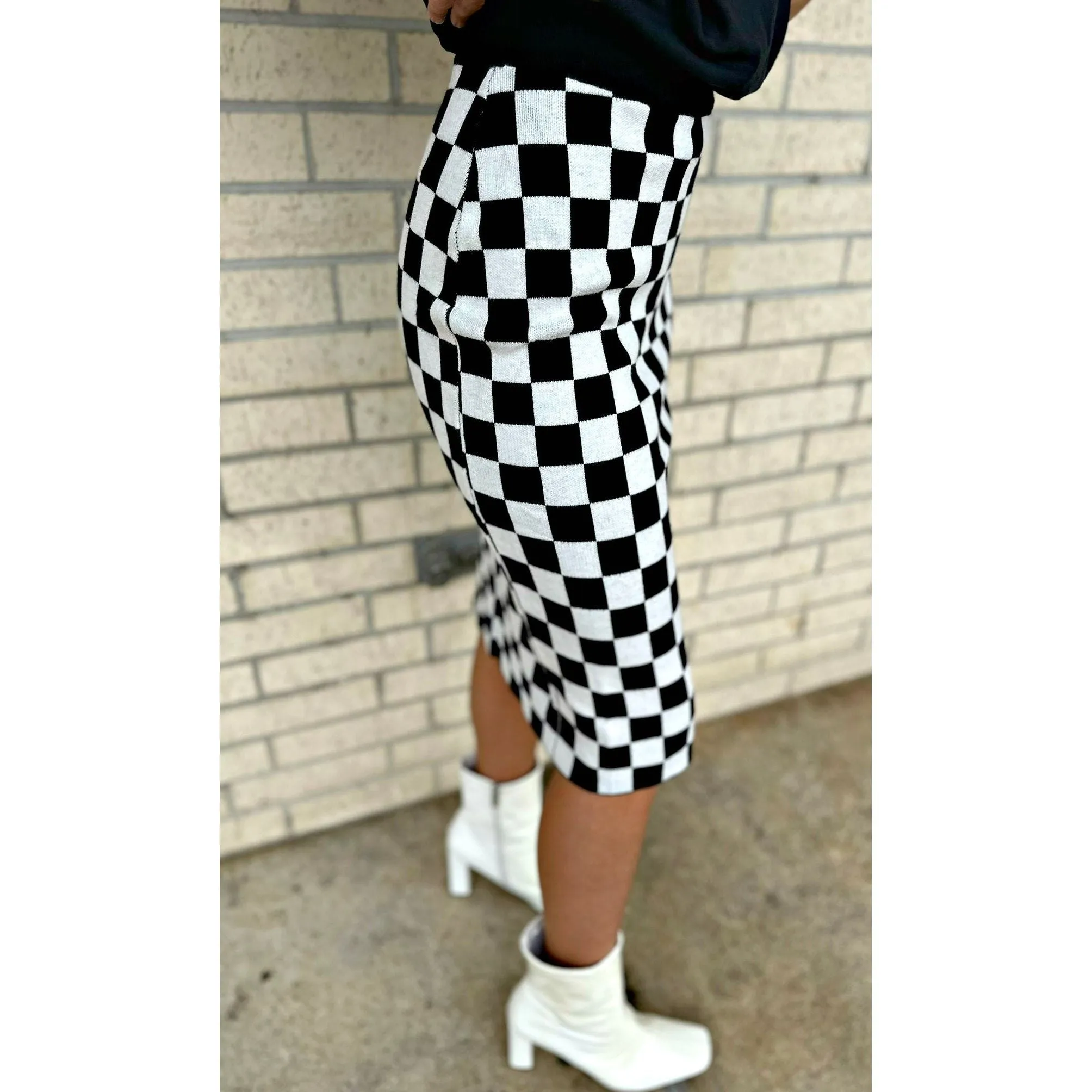 Retro Sweater Black Checkered Skirt