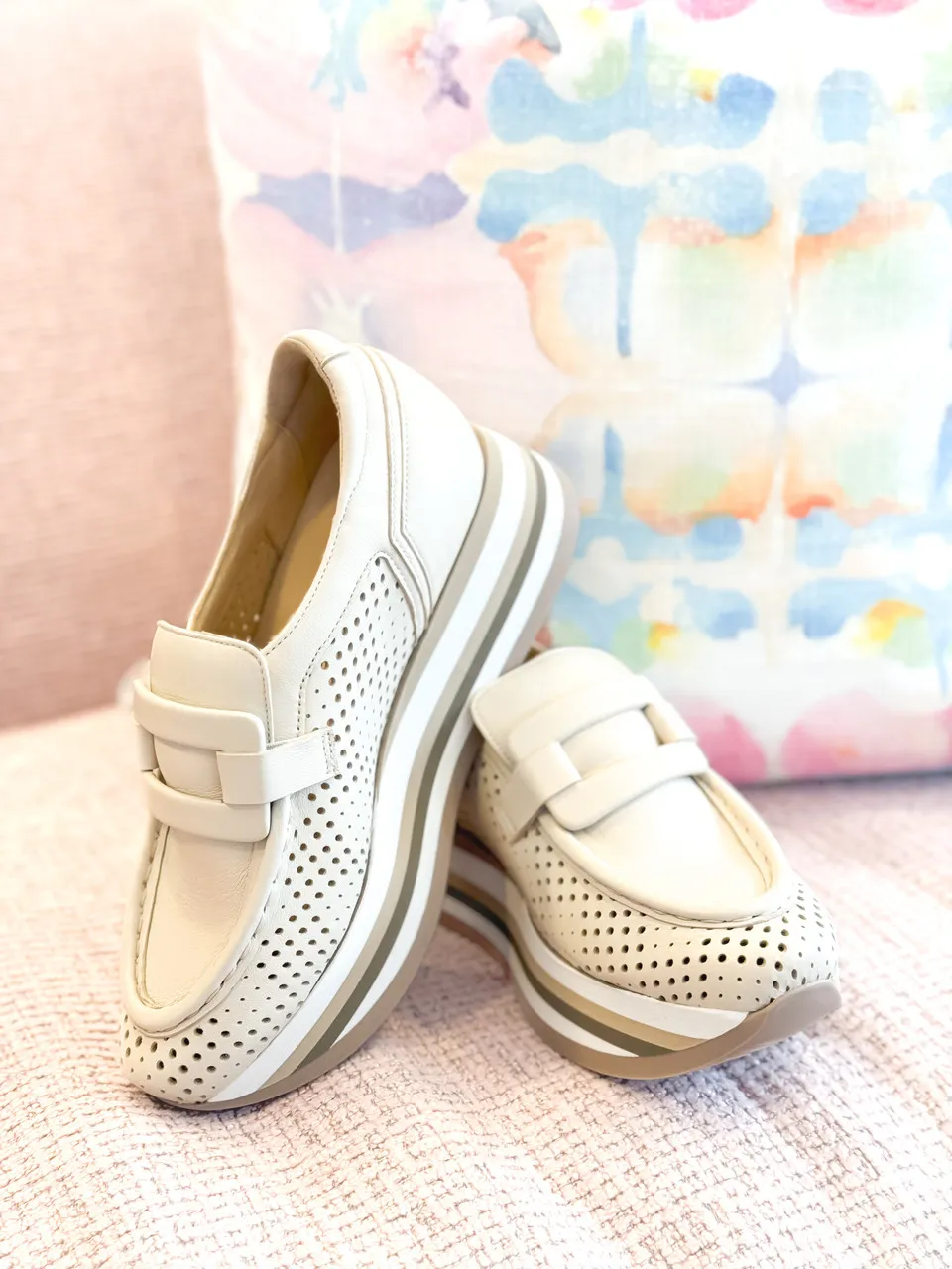 Softwaves Cher Slip-On Sneaker- Creme Leather