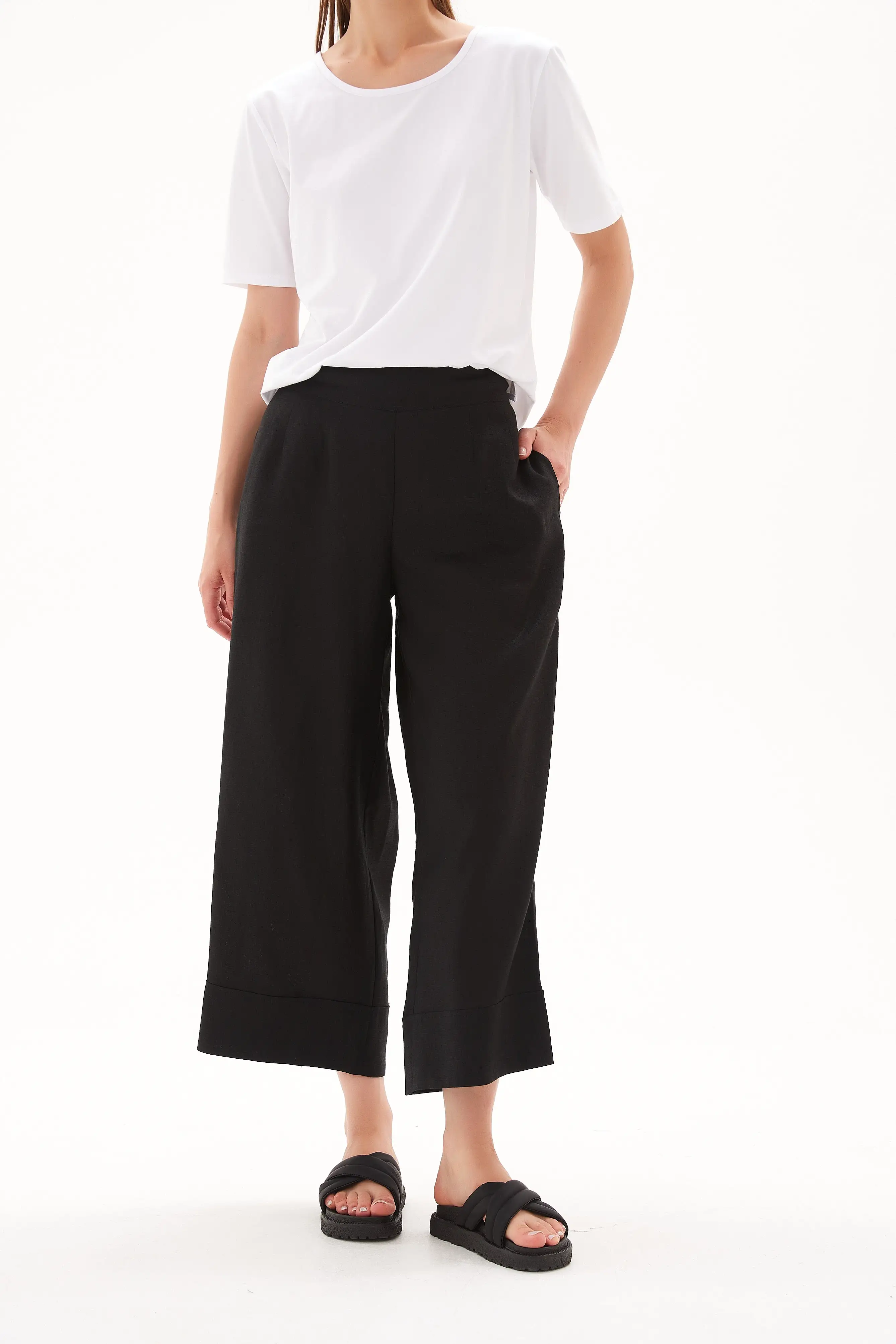 Tirelli - Classic Linen Pant - Black